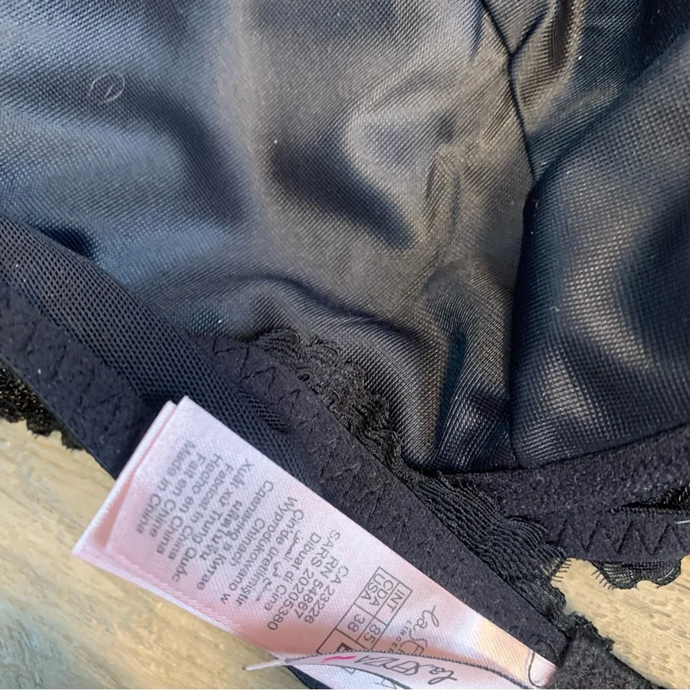 Aerie La Senza 2 Brad Real Power Plunge Lace Lined Halter